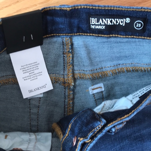 2. NWT Flare Cropped jeans by BLANK NYC Denim Size 25 - Picture 6 of 8